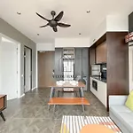 Scarletz Suites At Klcc By Veedu Hauz